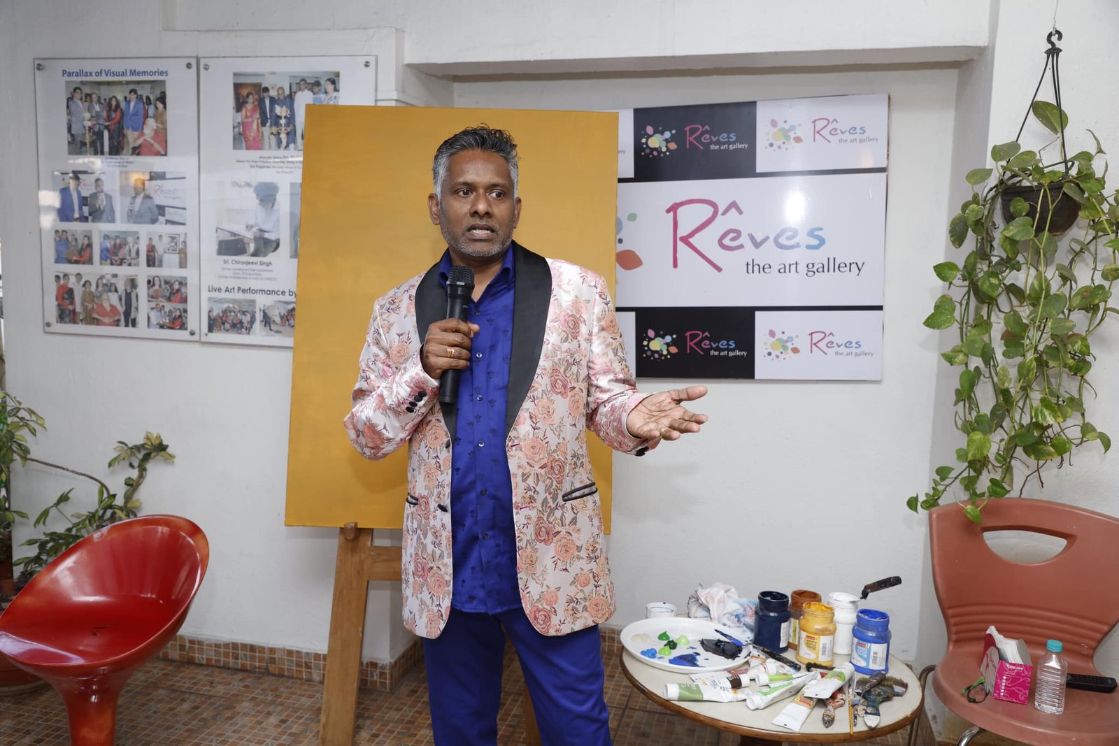 Gnana , Painter and Sculptor from Singapore