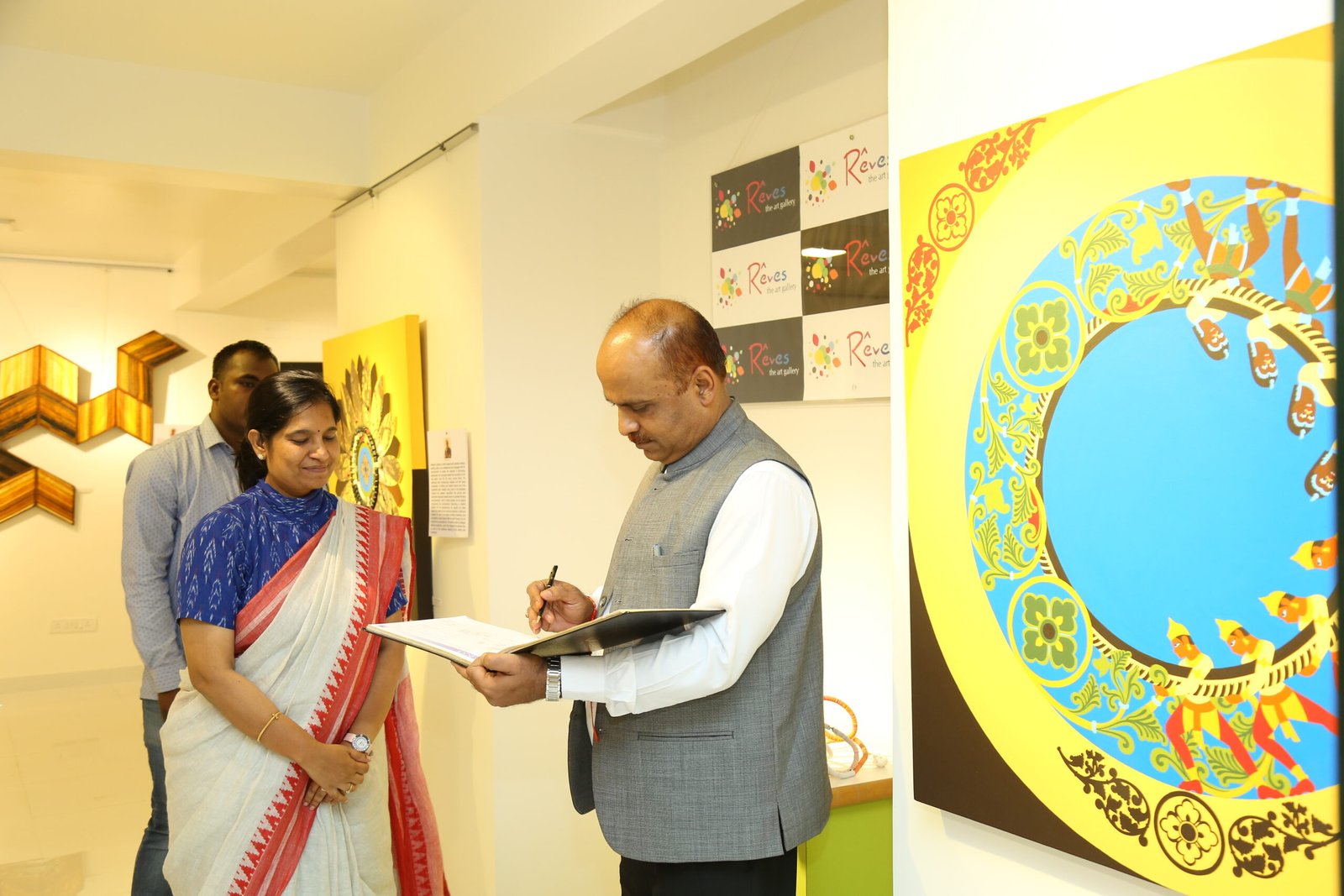 Name HearSri Rakesh Singh IAS, Addl Chief Secretary, Govt Of Karnataka...